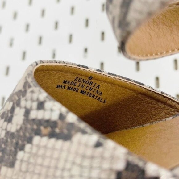 Boutique by CORKY’S Zenobia Taupe Metallic Snake Embossed D'Orsay Flats - size 6 - Picture 9 of 9